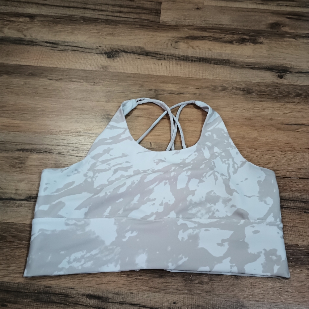 Workout top - Picture 2 of 4